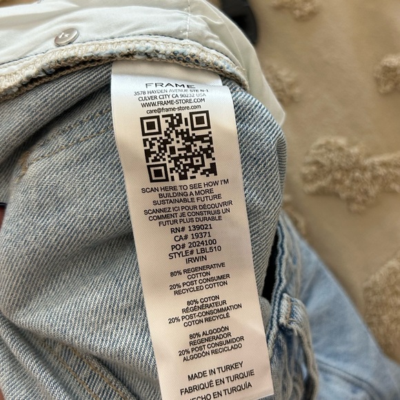 Frame Barrel Leg Jeans - Picture 6 of 6